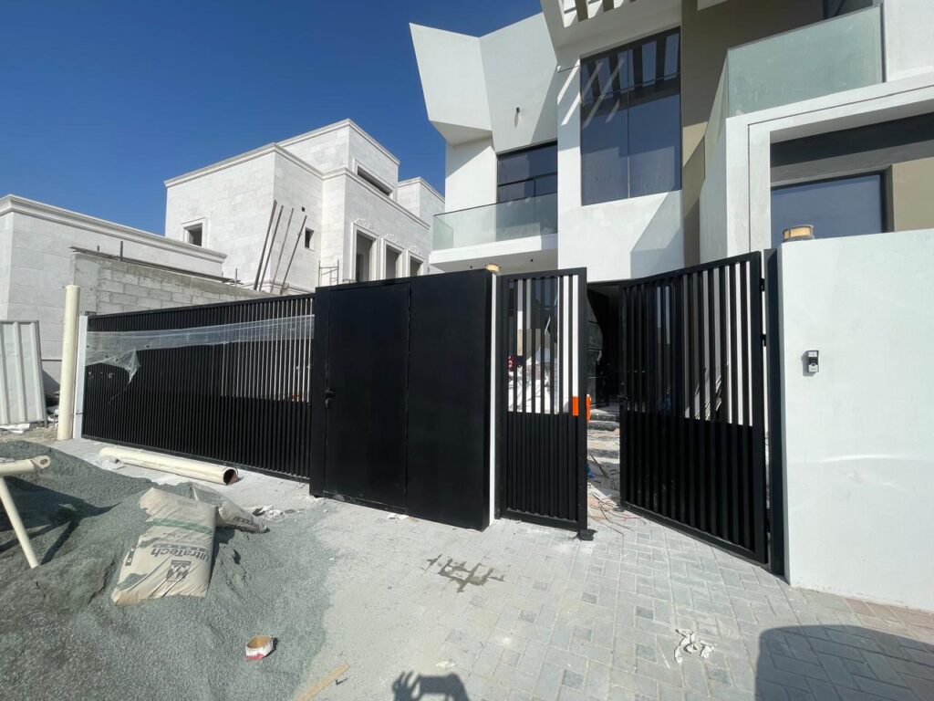 Compound Sliding Gate